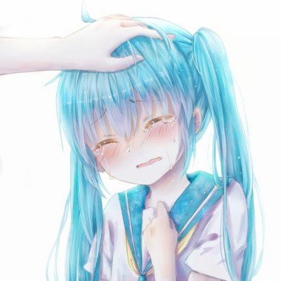 公厕惊现小白盒形似摄像头引担忧